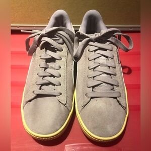 Puma Suede Lavender Sneakers